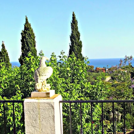 Villa With 4 In Estepona, Malaga, With Wonderful Sea View, Priva *