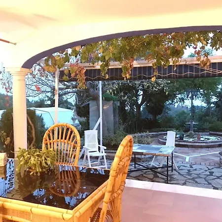 With 4 In Estepona, Malaga, With Wonderful Sea View, Priva Villa *